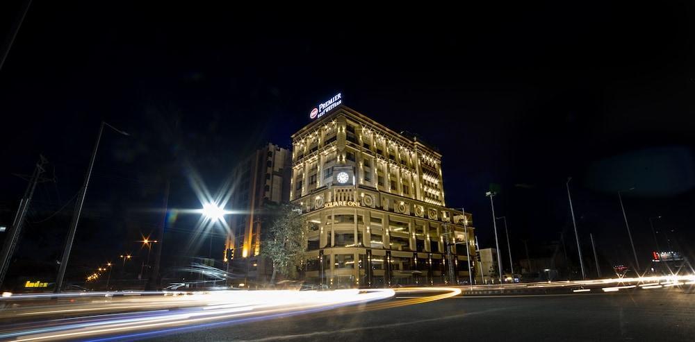 Best Western Premier Hotel Gulberg Lahore Exterior photo